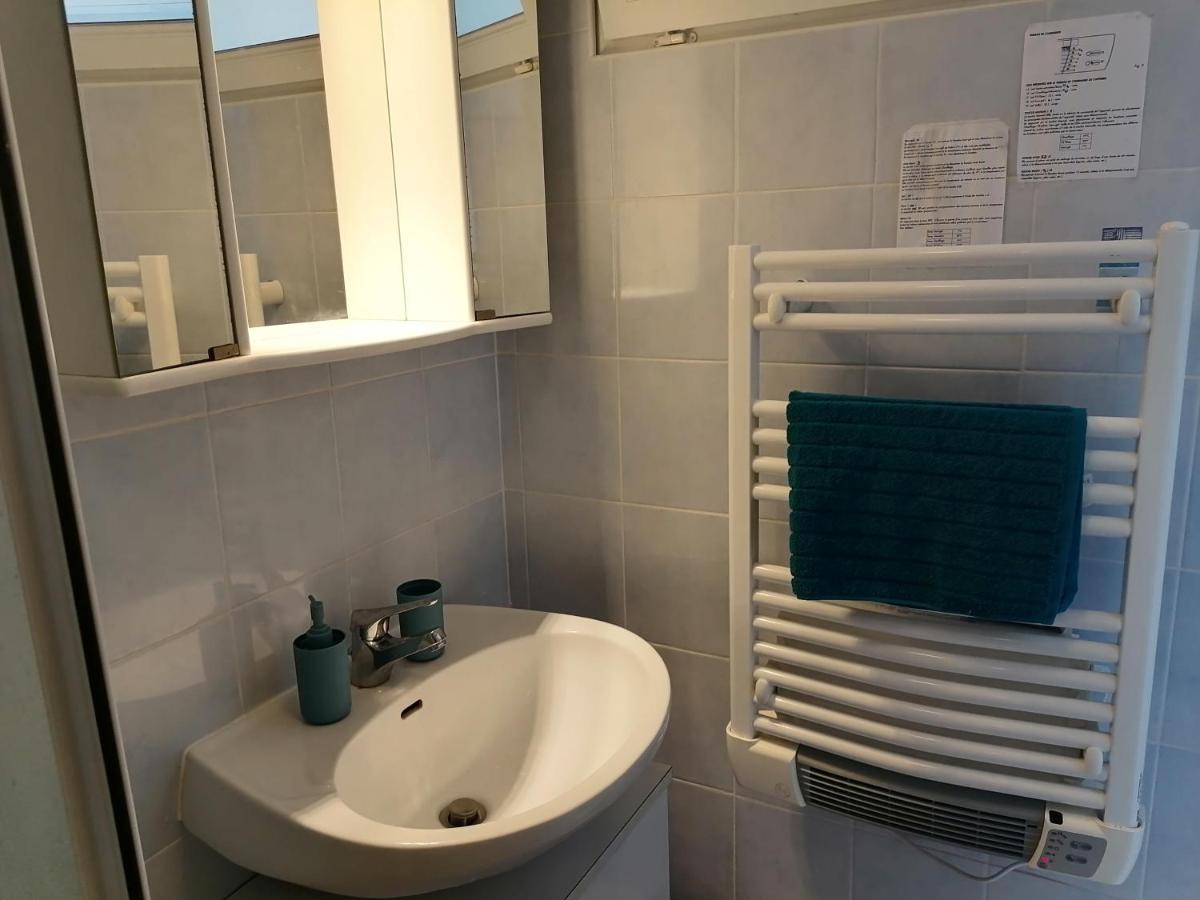 Ground Floor Studio With Access To Beach And Pool 르발카레스 외부 사진