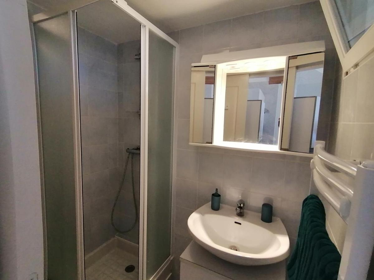 Ground Floor Studio With Access To Beach And Pool 르발카레스 외부 사진