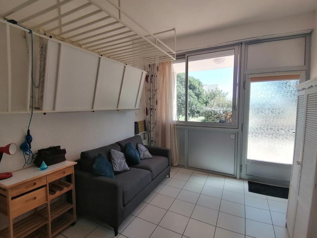 Ground Floor Studio With Access To Beach And Pool 르발카레스 외부 사진
